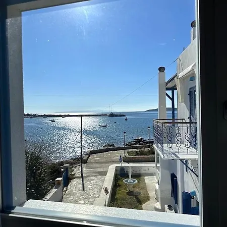 Seafront 3-bedroom Cycladic South Paros דירה *