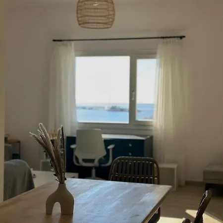 Seafront 3-bedroom Cycladic South Paros דירה Alikí