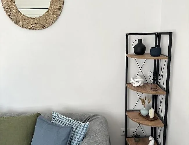 Seafront 3-bedroom Cycladic South Paros Апартаменты Алики