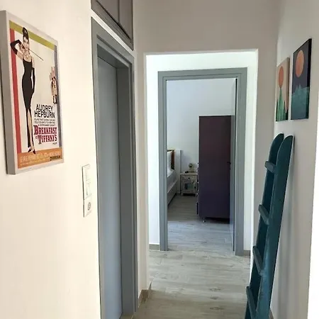 Seafront 3-bedrooms Cycladic South Paros Alikí