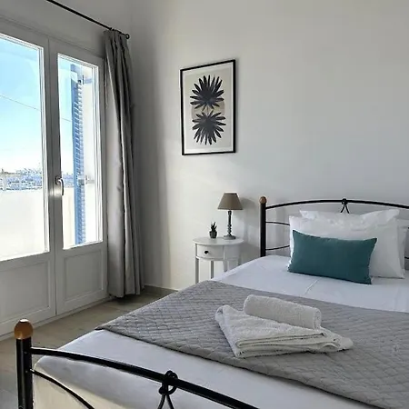 Seafront 3-bedroom Cycladic South Paros * Aliki (Paros)