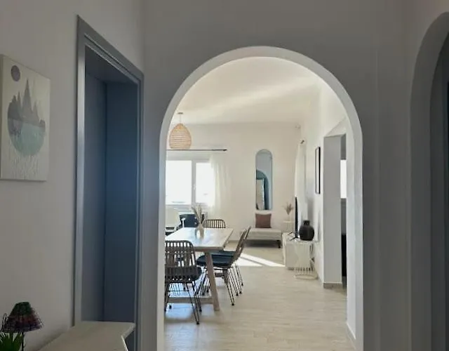 Apartment Seafront 3-bedroom Cycladic South Paros